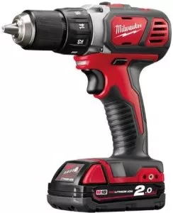 Аккумуляторная дрель-шуруповерт Milwaukee M18 BDD-202C фото