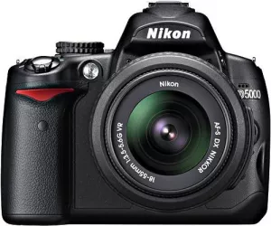 Фотоаппарат Nikon D5000 фото