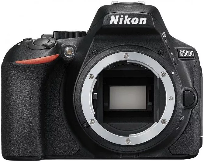 Фотоаппарат Nikon D5600 Body фото 2