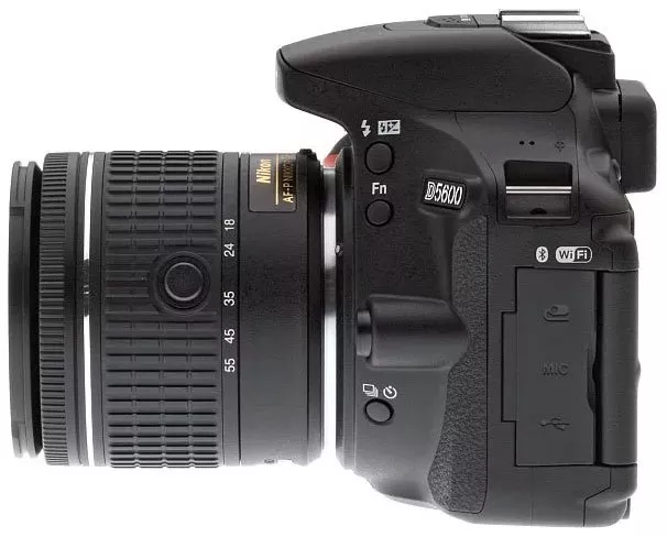Фотоаппарат Nikon D5600 Double Kit 18-55mm AF-P DX VR + 70-300mm VR фото 11