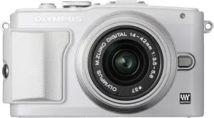 Фотоаппарат Olympus PEN E-PL6 Double Kit 14-42mm EZ + 40-150mm R фото