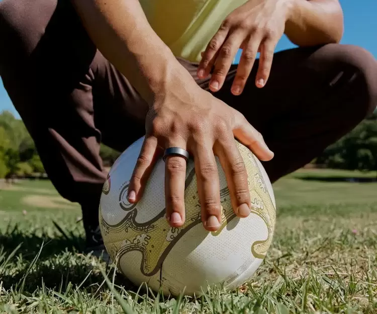 Умное кольцо Oura Ring 4 (черный матовый, размер 14) фото 4