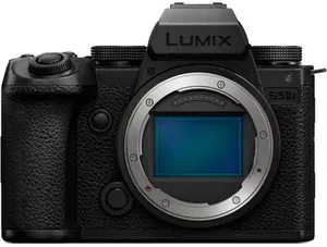 Фотоаппарат Panasonic Lumix S5 IIX Body фото