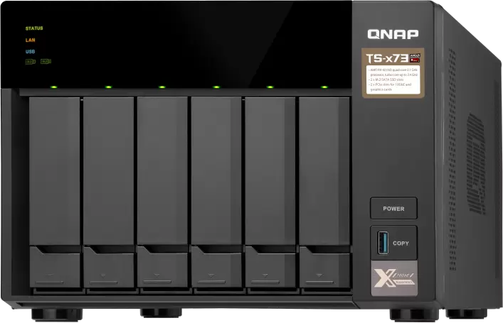 Сетевой накопитель QNAP TS-673-4G фото