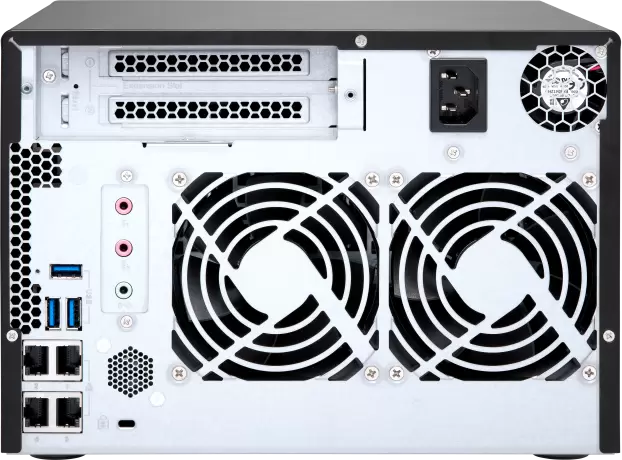 Сетевой накопитель QNAP TS-673-4G фото