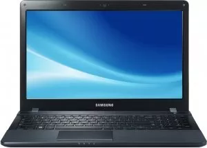 Ноутбук Samsung ATIV Book 2 NP270E5E-K03RU фото