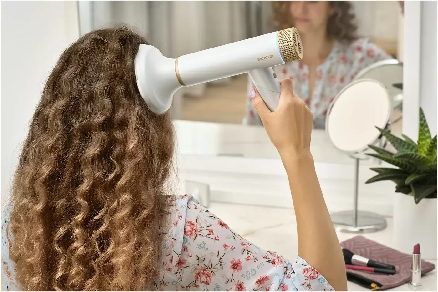 Фен Sencor SHD 9050GD фото