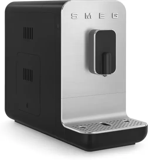 Кофемашина Smeg BCC11BLMEU фото