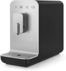 Кофемашина Smeg BCC13BLMEU фото