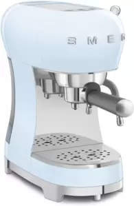 Рожковая кофеварка Smeg ECF02PBEU фото