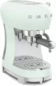 Рожковая кофеварка Smeg ECF02PGEU фото