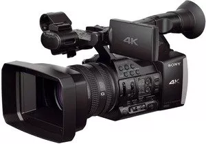 Цифровая видеокамера Sony FDR-AX1 фото