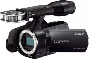 Цифровая видеокамера Sony NEX-VG30E фото