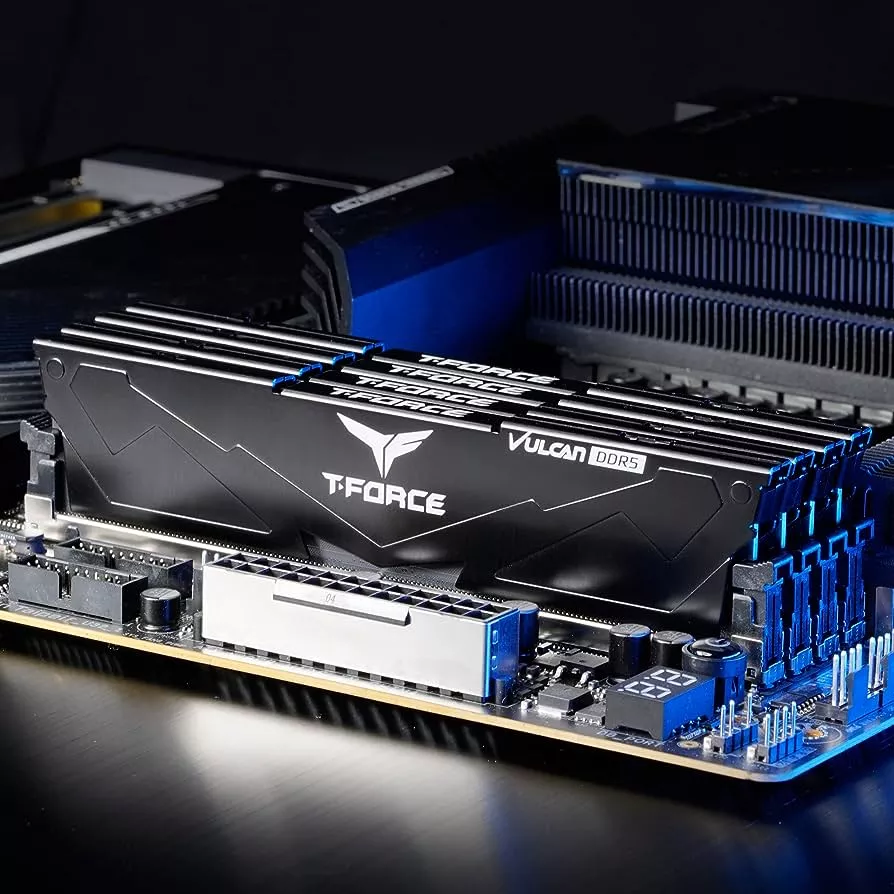 Оперативная память Team T-Force Vulcan 2x32ГБ DDR5 6000 МГц FLBD564G6000HC38JDC01 фото