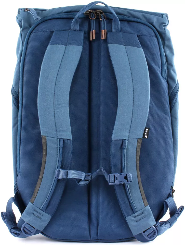 Thule vea best sale backpack 25l review