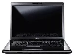 Ноутбук Toshiba SATELLITE A300-15E фото