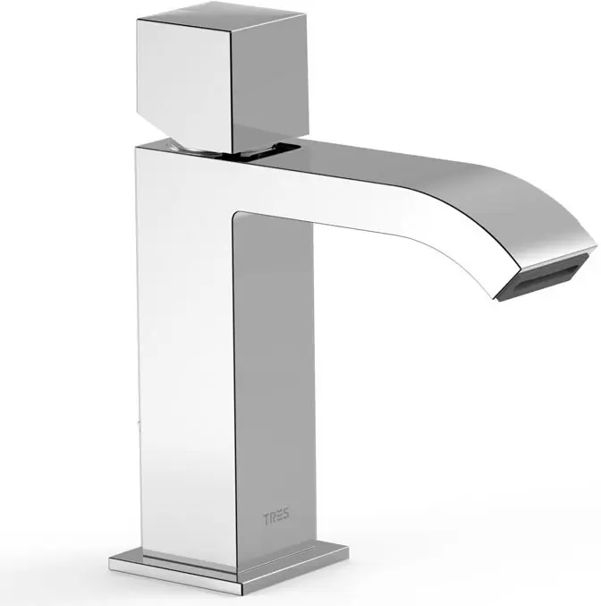 Tres Cuadro-Tres 006.101.02