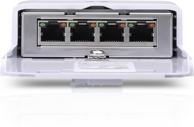 Неуправляемый коммутатор Ubiquiti NanoSwitch N-SW фото