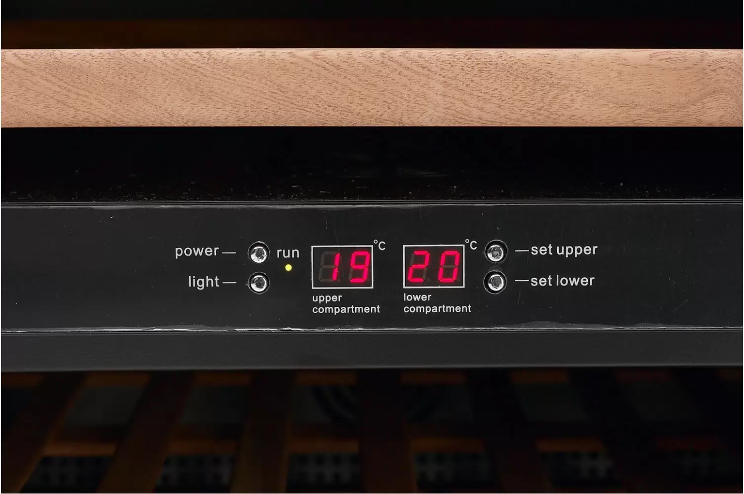 Винный шкаф Vestfrost W 32 фото