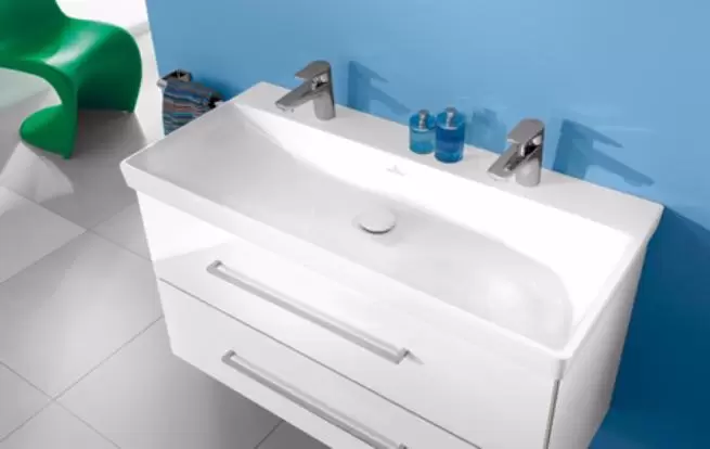 Умывальник Villeroy &#38; Boch Avento 415680R1 фото