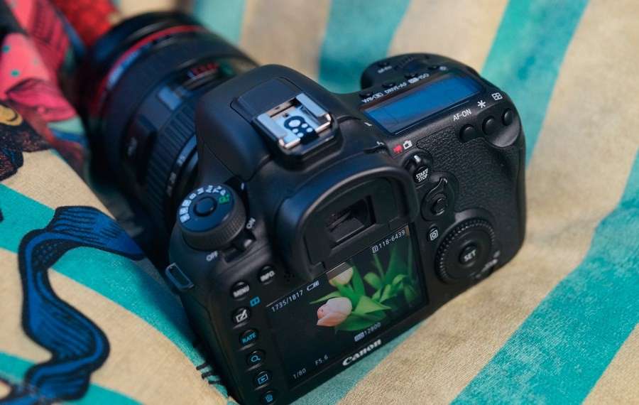 Canon EOS 7D Mark II 
