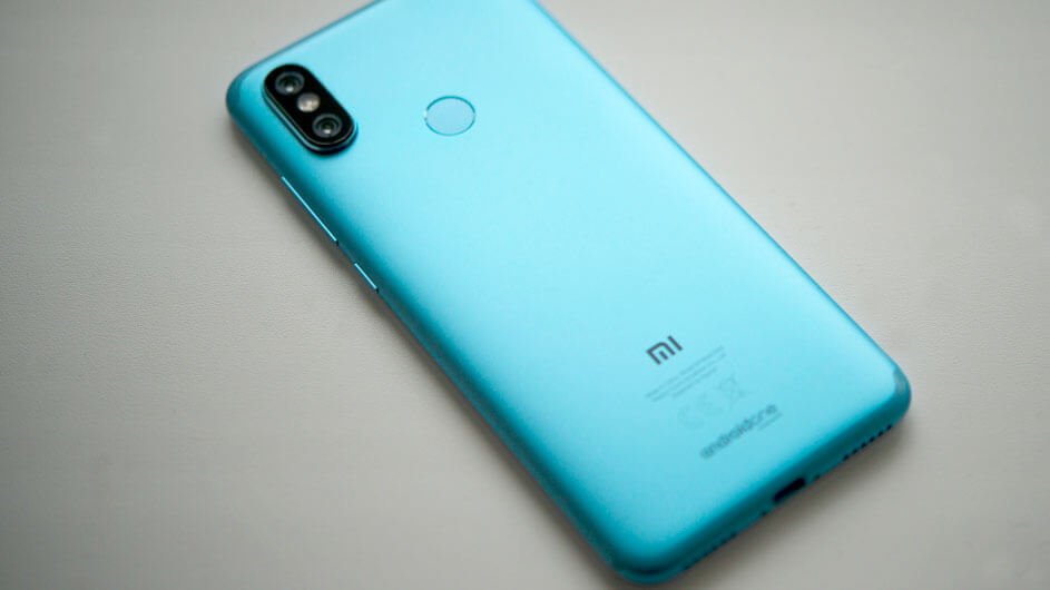 Сравнение Xiaomi Mi A2 и Xiaomi Mi A2 Lite