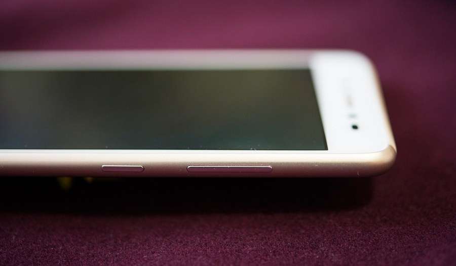 Lenovo S90 Sisley