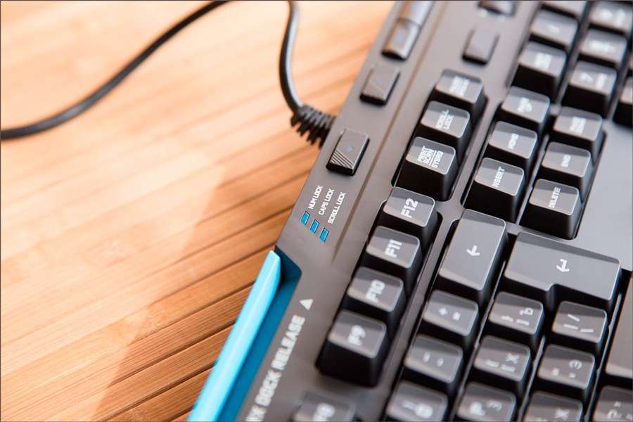 Logitech G910 Orion Spark