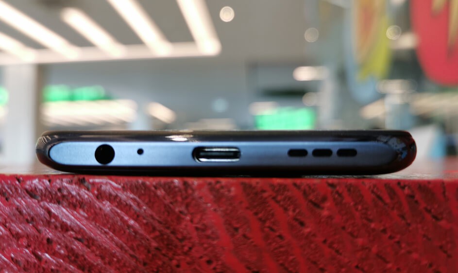 Нижняя часть Xiaomi Redmi Note 10