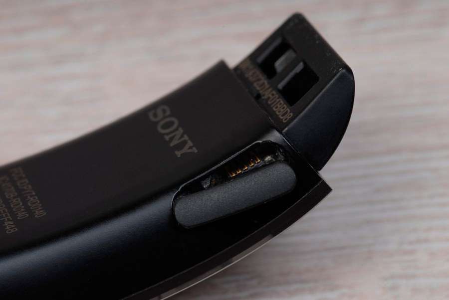 Sony SmartBand SWR30