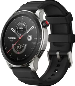 Умные часы Amazfit GTR 4 серебристый, с черным ремешком из фторэластомера фото