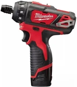 Дрель-шуруповерт Milwaukee M12 BD-202C 4933441900 (с 2-мя АКБ, кейс) фото
