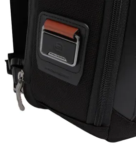 Рюкзак слинг мужской Piquadro Oberon CA7277W150/BLUS темно-синий нейлон/натур.кожа фото