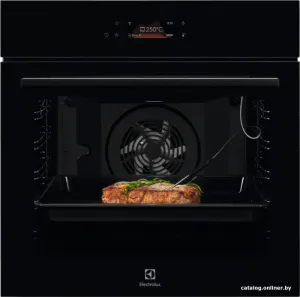 Электрический духовой шкаф Electrolux AssistedCooking SENSE 800 KOEBP39WZ фото