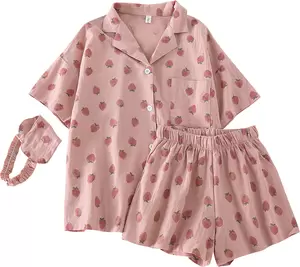 Пижамы и аксессуары для сна